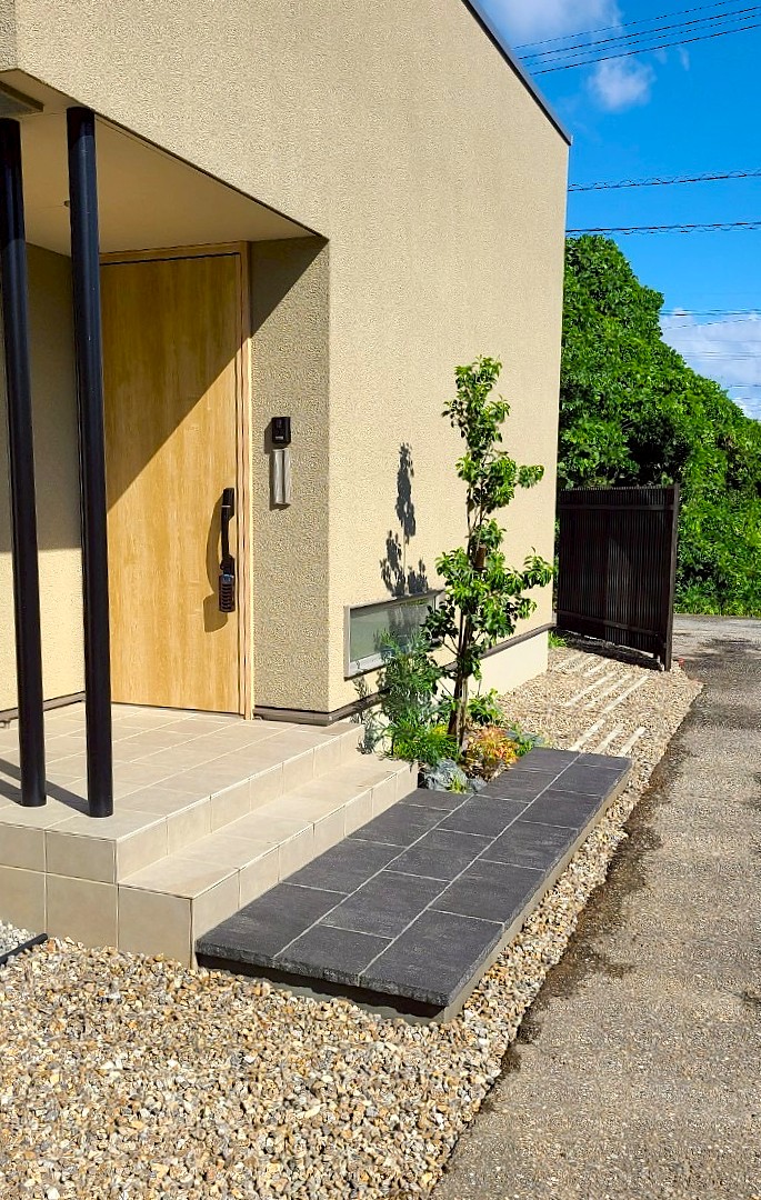 石川県アプローチ 石川県蹴込階段 石川県アプローチ階段 加賀市アプローチ 石川県シンボルツリー