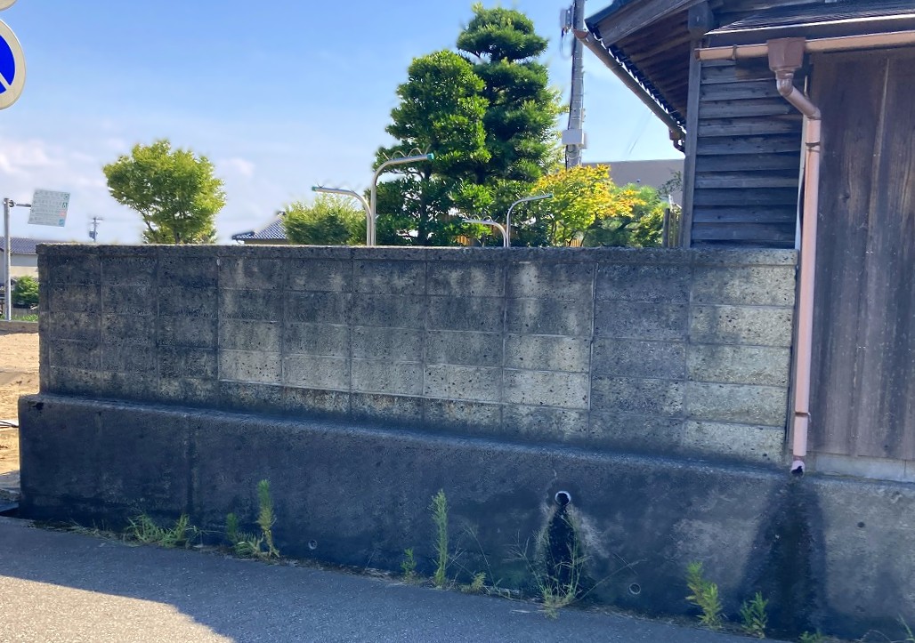 ブロック塀