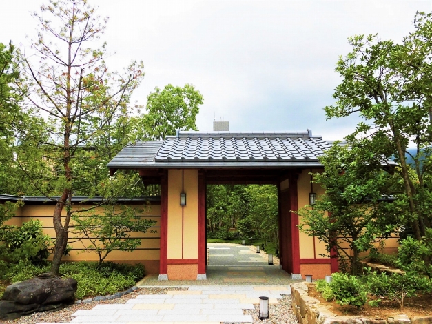 石川県金沢市　金澤湯涌温泉　百楽荘様　「別邸-神楽-」　前庭改修工事　和の癒し